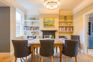 Posezení v ubytování Sea to Sea by Keepers Cottages