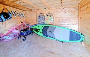 Φωτογραφία από το άλμπουμ του 4 Bedroom Beautiful Home In Pierkunowo σε Pierkunowo +18 φωτογραφίες