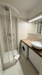 Kúpeľňa v ubytovaní Appartement 753, 4 personnes, vue mer By Palmazur