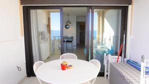 Fotografia z galérie ubytovania Appartement 753, 4 personnes, vue mer By Palmazur v Cannes