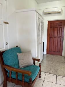 Ruang duduk di Seaview Apartel