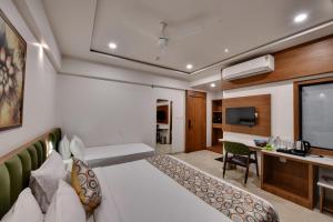 TV/trung tâm giải trí tại Soil to Soul Trinity Hotel - A Boutique Stay