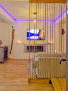 Gallery image of Saints & Sinners Romantic Jacuzzi in Bucharest