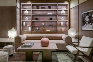 Posezení v ubytování AC Hotel Milano by Marriott