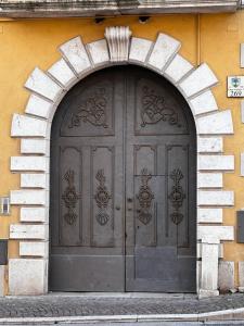 Η πρόσοψη ή η είσοδος του Na'Luna Palace