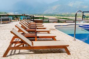 Bazén v ubytování Casa Hotel Cautiva nebo v jeho okolí