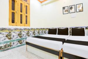 Χώρος καθιστικού στο Hotel O Honey Bunny