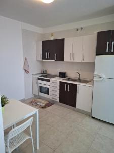 Η κουζίνα ή μικρή κουζίνα στο VV ALSU Soñar en La Palma +5 φωτογραφίες