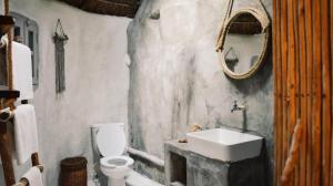 Koupelna v ubytování Art Village Tulum