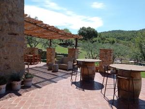 Nespecifikovaný výhled na hory nebo výhled na hory při pohledu z vily