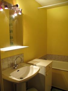 Ένα μπάνιο στο Résidence Herbouilly - Coquet studio pied des pistes MAE-3944