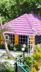 Сад в ROBA- BeachCafe & LuxuryStay