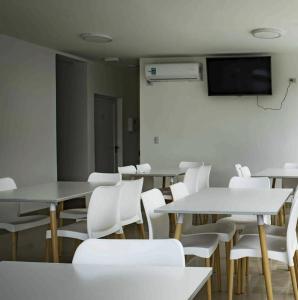 Μια τηλεόραση ή/και κέντρο ψυχαγωγίας στο Departamento en el lago