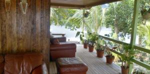 Leleana Resort Kolombangara外面的花园
