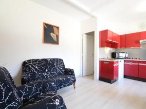 Dapur atau dapur kecil di Gîte paisible au pied du Bassin de Champagney, animaux acceptés - FR-1-583-372 +22 gambar