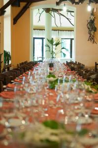 Restaurace v ubytování Hostal Ayestaran I + 37 fotografií