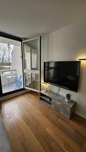 クレテイユにあるJade room - 20 min to Parisのギャラリーの写真 +53枚の写真