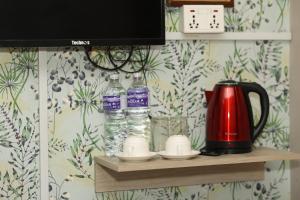 Kavos ir arbatos ruošimo rinkinys apgyvendinimo įstaigoje Bed and Pillow Hostel