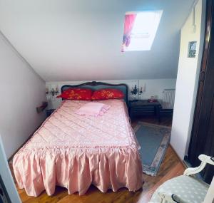 Postel nebo postele na pokoji v ubytování Pensiunea Numero 17