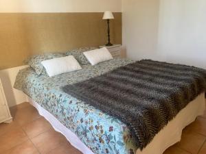 Posteľ alebo postele v izbe v ubytovaní resd. cala di mare + 7 fotografií