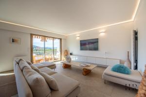 Posedenie v ubytovaní Appartement prestigieux - Pied dans l'eau