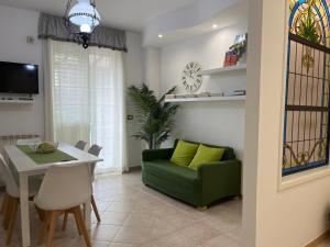 TV a/nebo společenská místnost v ubytování Euthalia