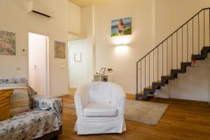 Istumisnurk majutusasutuses Lucy's Loft - MM3