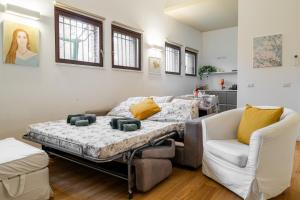 Voodi või voodid majutusasutuse Lucy's Loft - MM3 toas