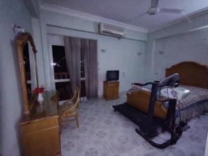 TV a/nebo společenská místnost v ubytování فيلا عبدالله محروس