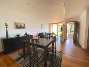 Ruang duduk di Chalet en zona de playa by RSH