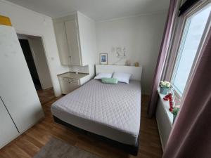 Gallery image of Semesterlägenhet in Vadstena +14 photos