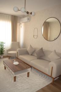 Χώρος καθιστικού στο Luxe Suite AY38