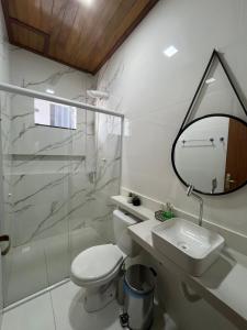 Et badeværelse på Apartamento Sapucaia 42125 + 11 billeder