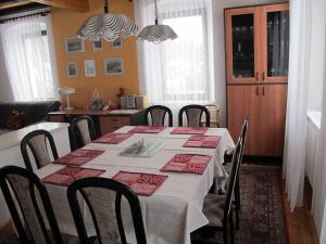 Fotografie z fotogalerie ubytování Guest House U Lakomce v destinaci Desná
