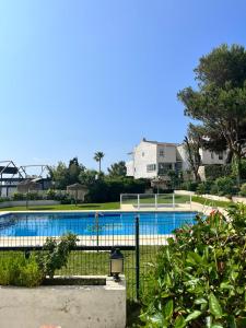 Piscina en o cerca de "La Cala de Mijas Bright Apartment with Sea Views Near the Beach"
