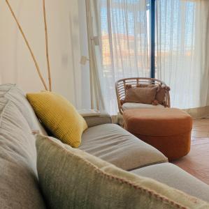 Χώρος καθιστικού στο Mi Casa