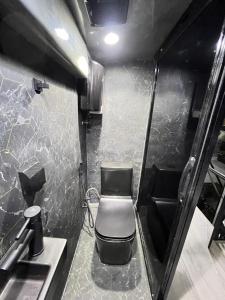 Baðherbergi á RVX Caravans