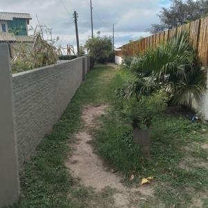 Vrt pred nastanitvijo Casa em Florianópolis pé na areia com sauna