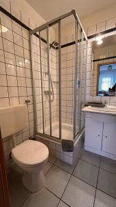 Koupelna v ubytování Hotel Gästehaus Linden