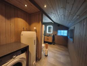 Gallery image of Hytte-14 - Close to Kvitfjell - linens included in Favang