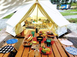 Getränke in der Unterkunft 焚き火キャンプ場 Hokkaido Glamping - TAKIBI