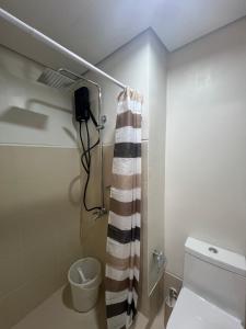 Ένα μπάνιο στο Iloilo Style Residences Serene Nook SMDC Condo +10 φωτογραφίες