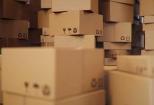 a stack of boxes in a room at Grama in Cinquera