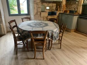 مطبخ أو مطبخ صغير في Gîte de charme champêtre