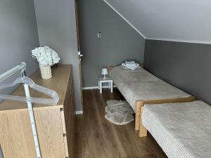 Posteľ alebo postele v izbe v ubytovaní Apartament Mushellka - Dziwnówek Horizon Park , 2 sypialnie i salon