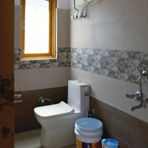 Koupelna v ubytování Dey-Khang Homestay + 6 fotografií