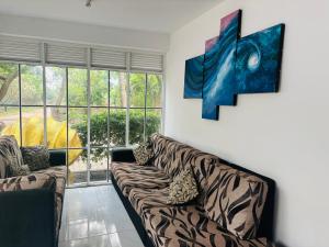 Area soggiorno di The Beach House , Nilaveli , Trincomalee