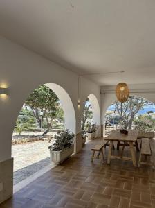 Φωτογραφία από το άλμπουμ του BINIFORCAT σε Cala en Forcat