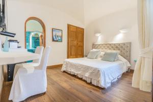 Gallery image of Hôtel Marina di cavu in Bonifacio