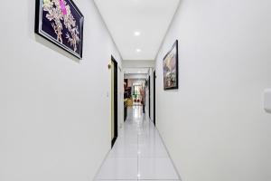 Gallery image of Super Hotel O La Veera in Ahmedabad +29 photos